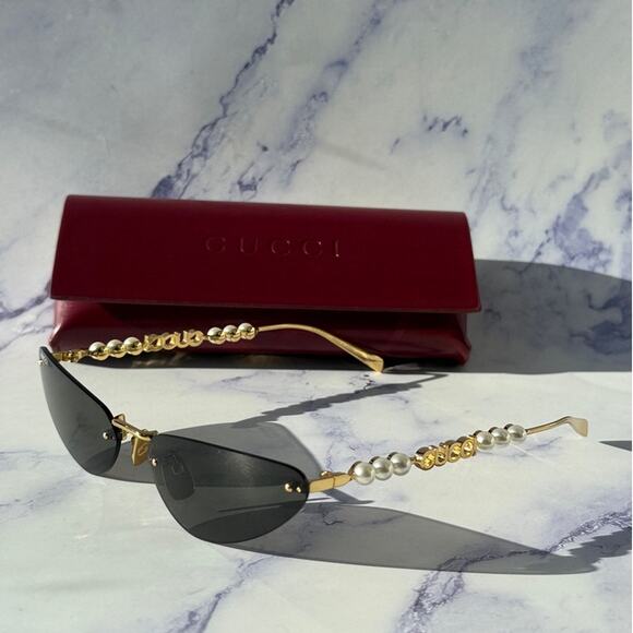 NEW Gucci GG1920S Gold Cat Eye Pearl Sunglasses main image 10